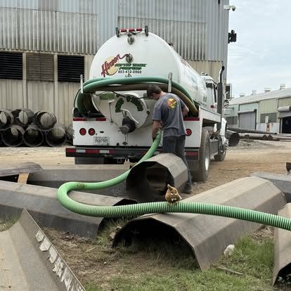 Hinson pump truck on a job site